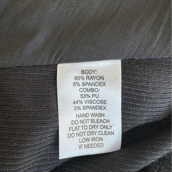 Lola & Sophie Leather Sweater Sleeve Jacket in Black - Size L - Picture 8 of 9